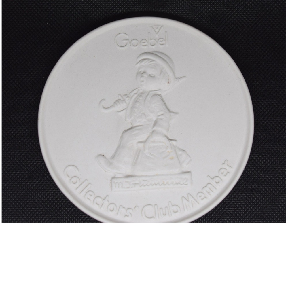 VTG Goebel Hummel Collectors Club Member Plaque Germany Merry Wanderer